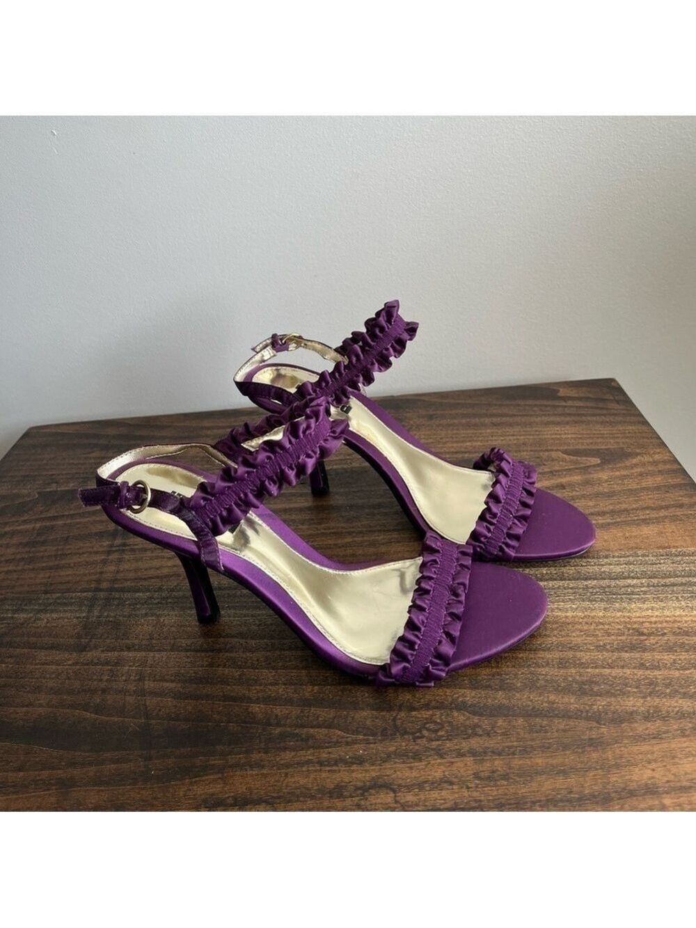 Unlisted Guest List Quarter Ruffle Sandals, Size 8.5, Colour Purple.